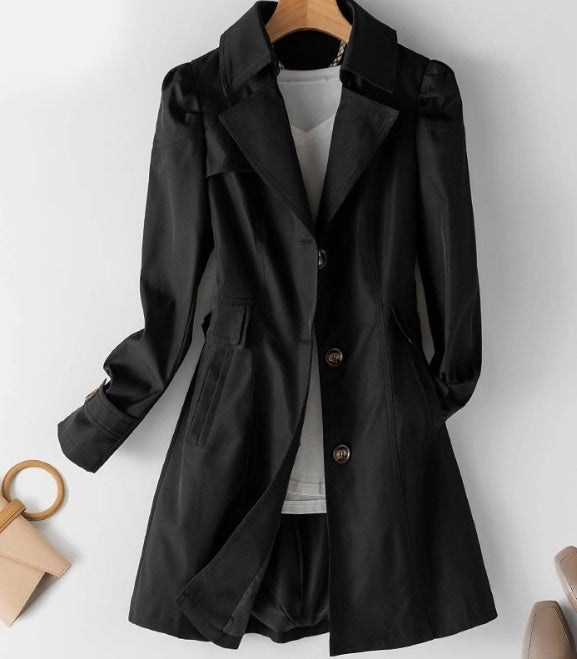 Variant image for Dame Trenchcoat Kort Lys Beige Letvægts Elegant Design Med Knapdetaljer og Lommer-16