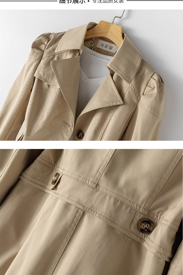 Dame Trenchcoat Kort Lys Beige Letvægts Elegant Design Med Knapdetaljer og Lommer-3